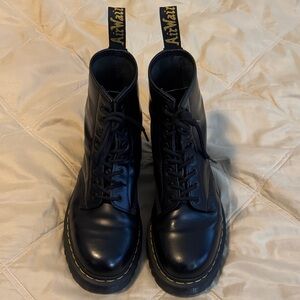 Dr. Martens AirWair w/ bouncing soles classic